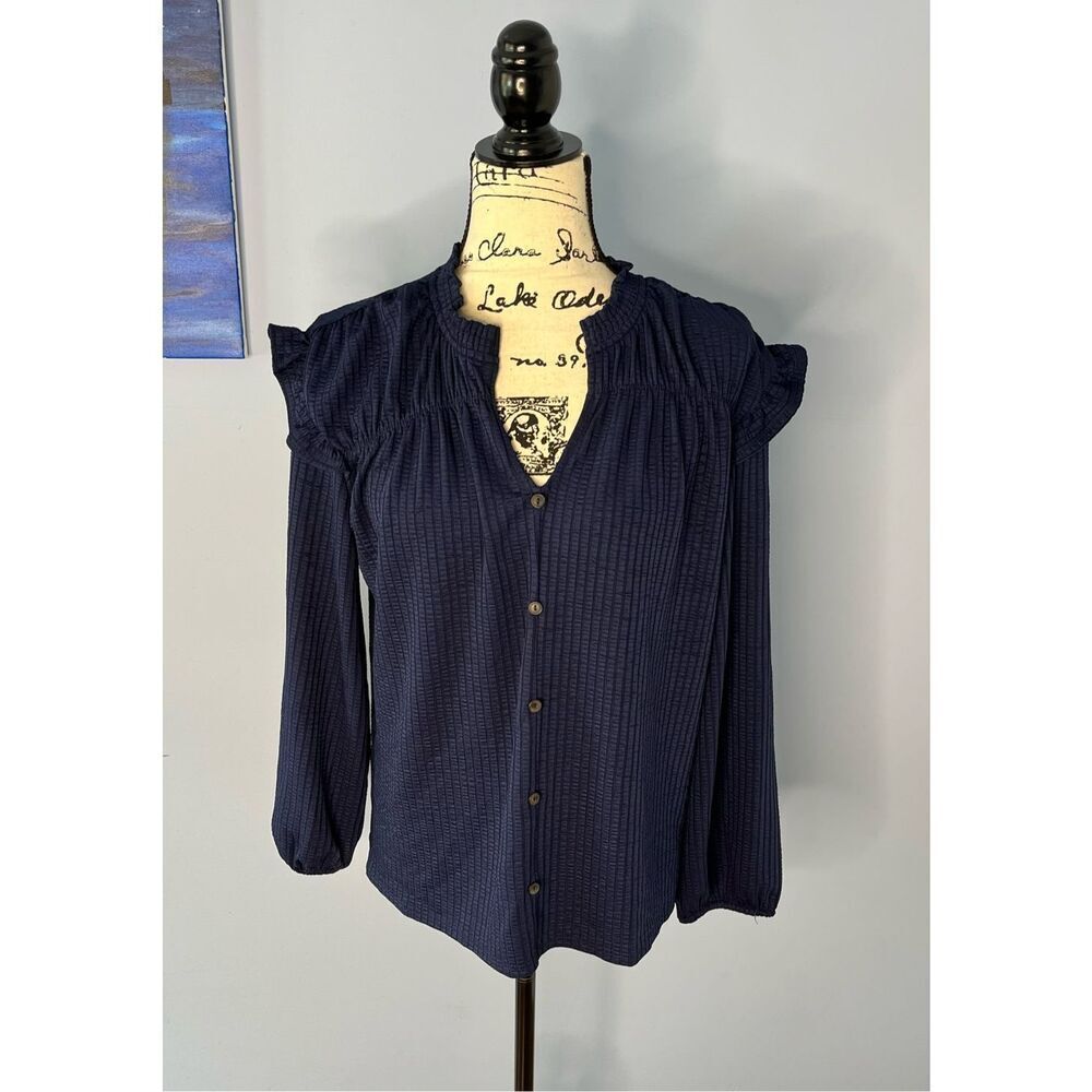 Kaileigh Women's Size Medium Navy Blue Textured Knit Long Sleeve Shirt Top